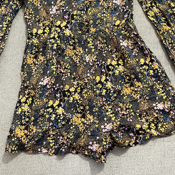 NWT Urban Outfitters Paulina Long Sleeve Floral Romper - Picture 3 of 8